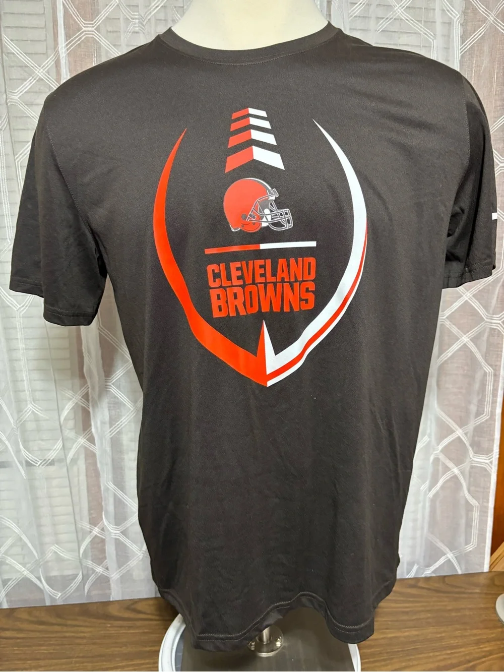 Cleveland Browns NFL Nike Brown Tee XL 23” p2p 30”L